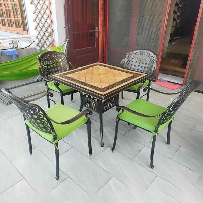 Bàn Ghế Nhôm Đúc Mặt Đá Vuông D90
